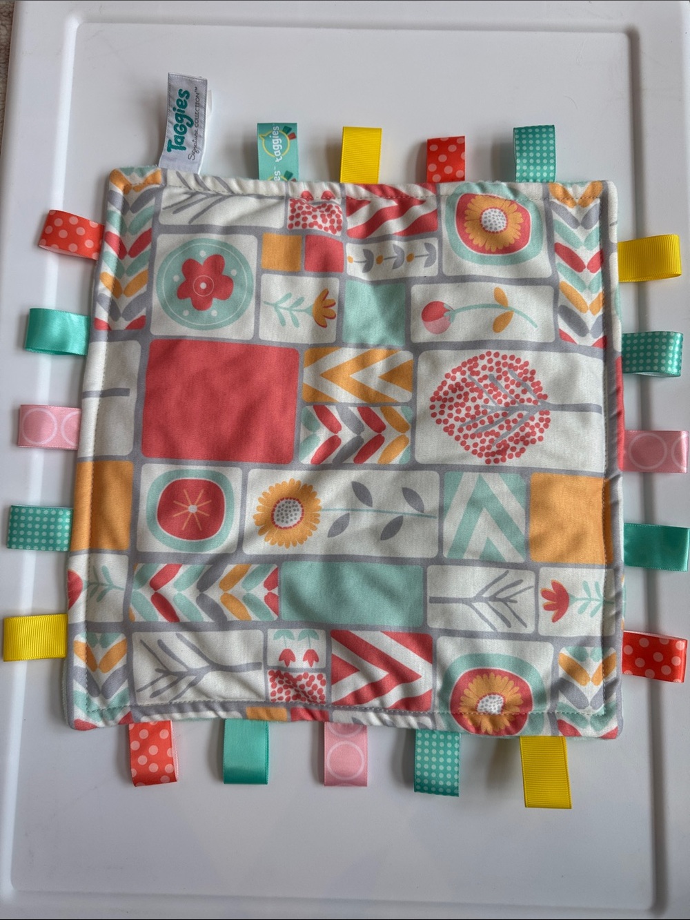 Taggies security toy / blanket